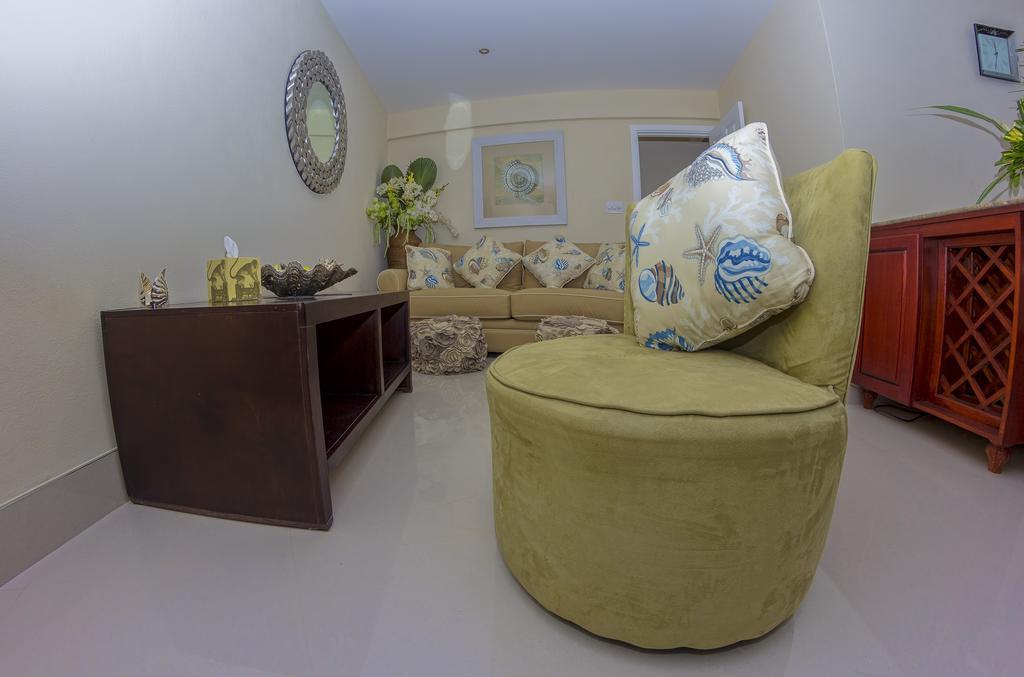 Lantana Barbados Condos セントジェームス 部屋 写真