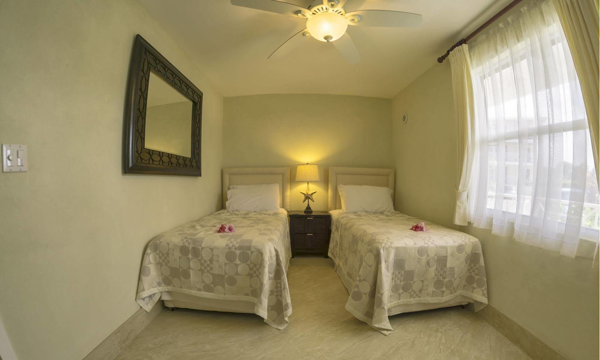 Lantana Barbados Condos セントジェームス エクステリア 写真